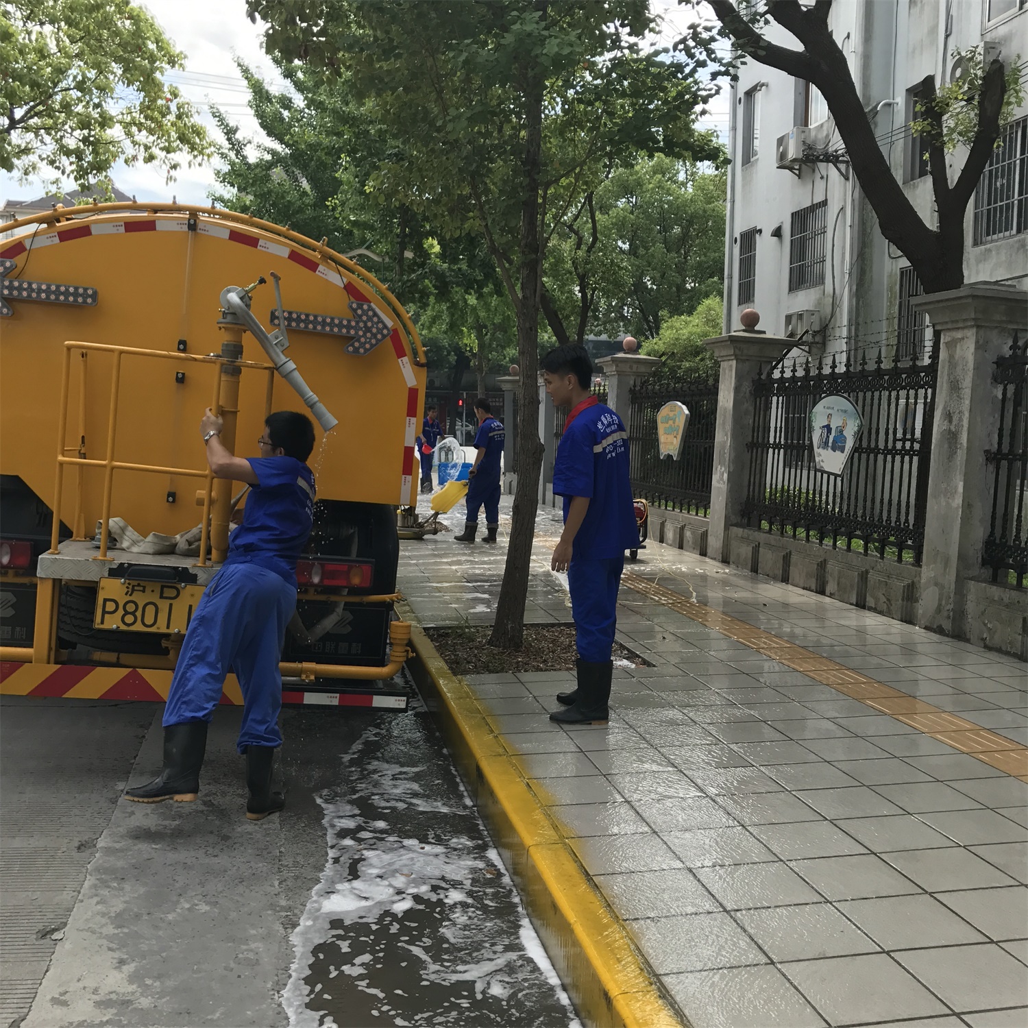 上海市松江區(qū)市政道路安全養(yǎng)護(hù)防滑工程