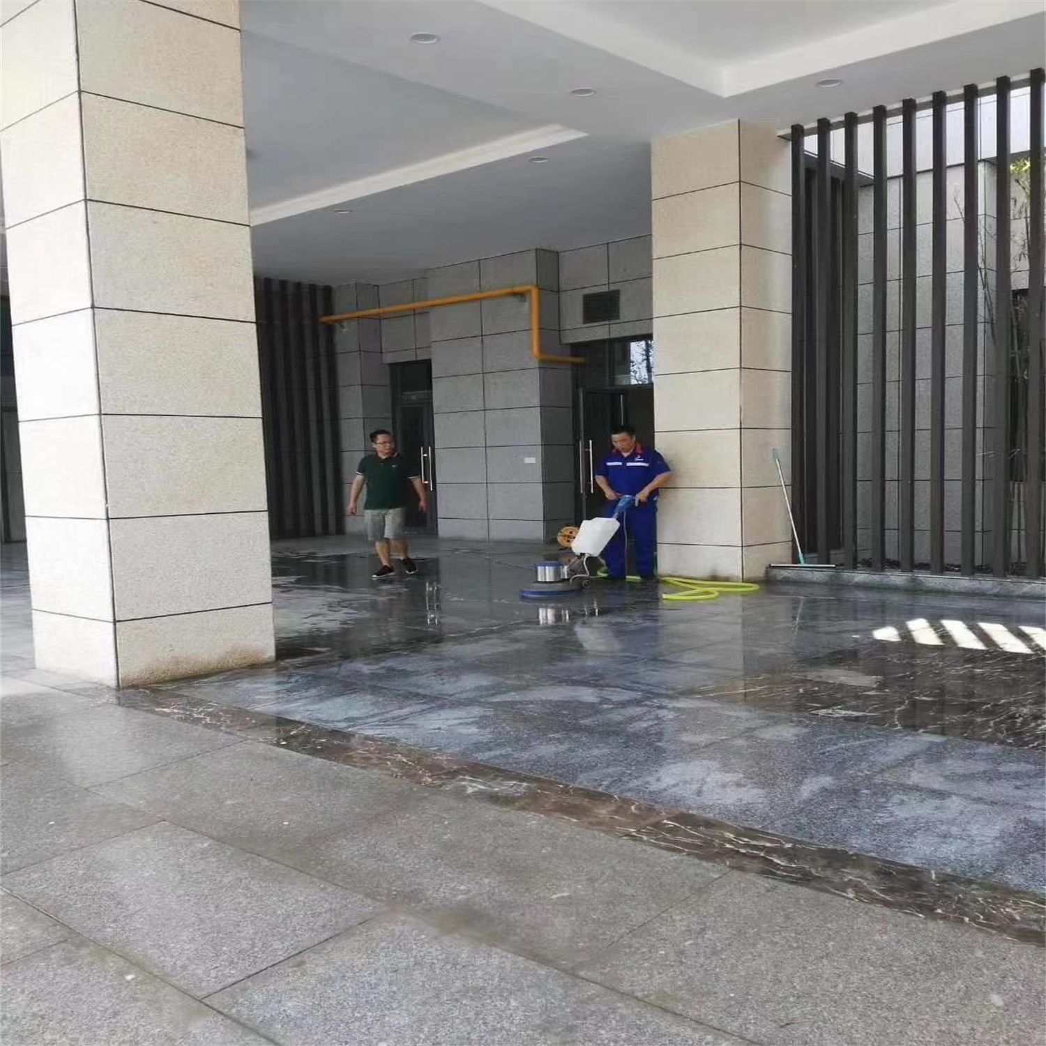 長沙市望城區委黨校地面防滑處理